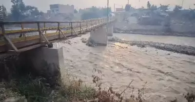 Puente 'Victoria' en riesgo de colapso en Comas.