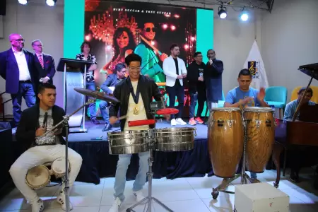 Gran fiesta de la música peruana