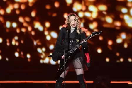 Madonna es denunciada por sus fanticos
