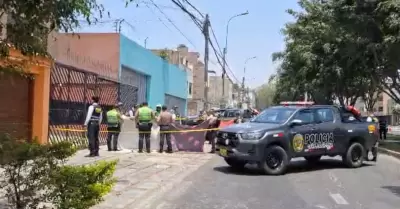 Asesinan a mujer en La Molina.