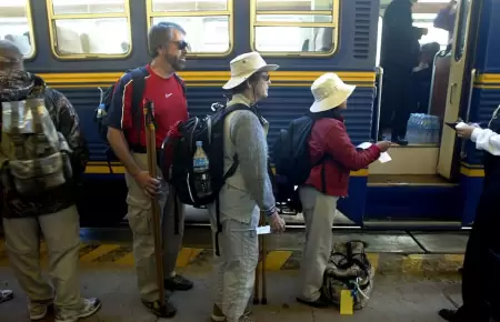 Suspenden servicio de tren entre Ollantaytambo y Machu Picchu.