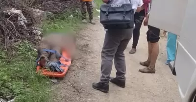 Joven es arrastrado por huaico en Yauyos.