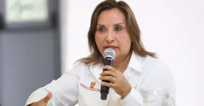 Dina Boluarte respalda a ministro del Interior