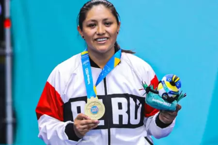 Badminton Pan America premia a Pilar Juregui como jugadora del ao 2023.