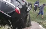 Lamentable! Mujer muere luego de que auto fuera arrasado por un huaico en Ayacucho