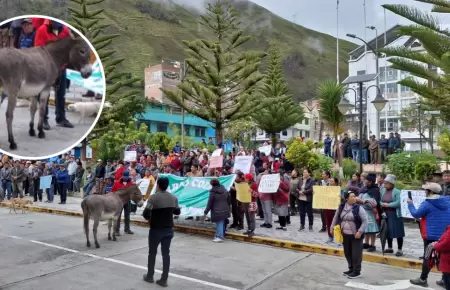 Pobladores protestan contra alcalde de Paucartambo.