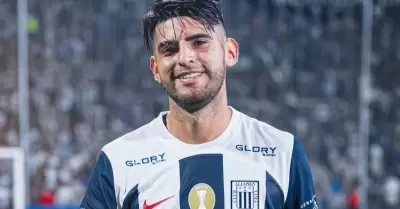 Carlos Zambrano permanecer en Alianza Lima