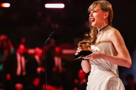 Taylor Swift rompe récord histórico durante Grammys 2024.