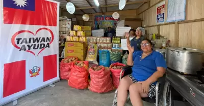 Gobierno de Taiwn y Exitosa entregan tonelada de alimentos para olla 'Los hijos
