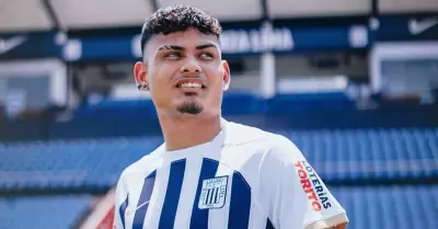 Jeriel de Santis es nuevo jugador de Alianza Lima.