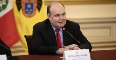 Rafael Lpez Aliaga no descarta ser candidato presidencial 2026.