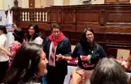 Congresistas de Per Libre bailan en actividad por Da de la Mujer mientras miembros de la JNJ sustentan en el Pleno