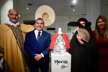 Mavila expone 'La Destapada' en el Museo Metropolitano de Lima.