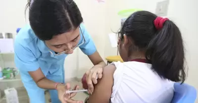 Vacunacin contra el VPH.