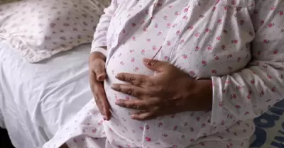 Proponen adopcin desde el vientre materno en casos de embarazos no planeados.