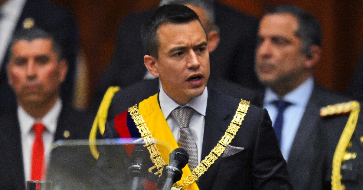Ecuador: Daniel Noboa ordena cierre de fronteras durante fin de semana de elecciones presidenciales