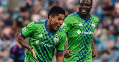 Ral Ruidaz anot doblete de golazos en Seattle Sounders.