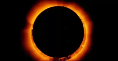 Sigue la transmisin en vivo del eclipse solar total.
