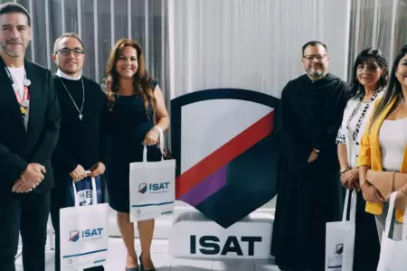 ISAT ofrece carreras 100% digitales.