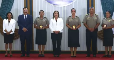 Dina Boluarte en ceremonia por el Da de la Mujer