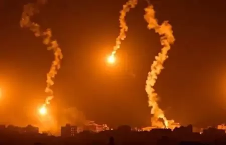Israel bombardea Rafah mientras negociaba "alto al fuego".