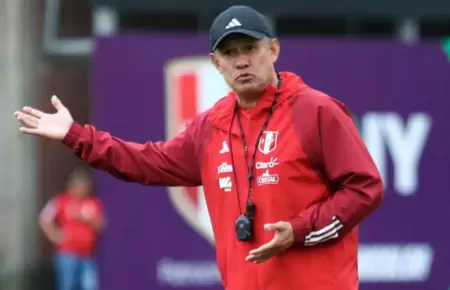Juan Reynoso oficializa la compra de Jhamir D'Arrigo