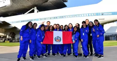 Escolares peruanos en la NASA