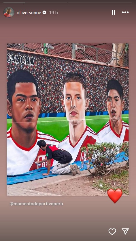 Oliver Sonne reposte imagen del mural.