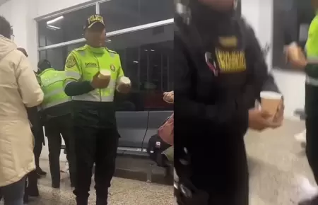 Polic�as cusque�os brindan caf� a pasajeros varados en aeropuerto