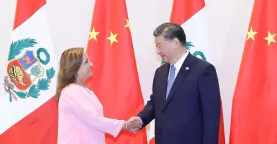 Dina Boluarte y Xi Jinping
