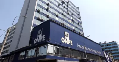 ONPE entrega dinero a organizaciones polticas