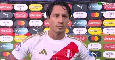 Gianluca Lapadula fue titular en el debut de la Seleccin Peruana en Copa Amric