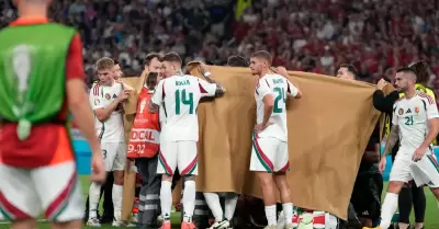 Futbolista de Hungra sufri terrible lesin.