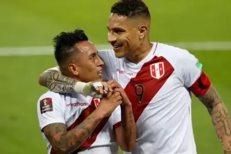 Paolo Guerrero elogia a Cueva por volver a la Seleccin.