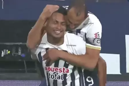 Jeriel de Santis pudo gritar gol junto a la hinchada de Alianza Lima.
