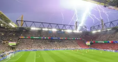 Tormenta elctrica en Alemania vs. Dinamarca.