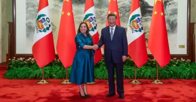Dina Boluarte y Xi Jinping