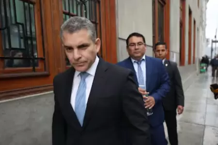 Poder Judicial evaluar demanda de amparo presentada por Rafael Vela.