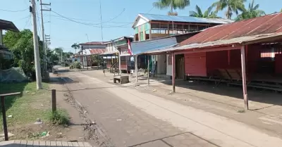 Alcalde de Isla Santa Rosa denuncia abandono del Estado.