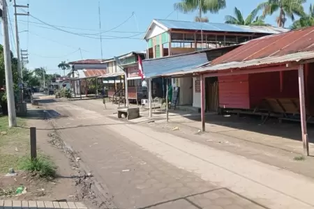 Alcalde de Isla Santa Rosa denuncia abandono del Estado.