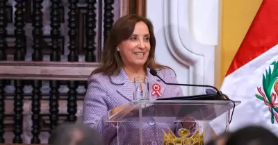 Dina Boluarte en foro internacional