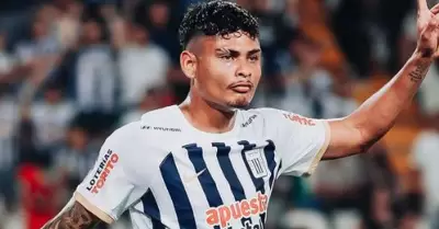 Jeriel de Santis todava no pudo anotar un gol oficial con Alianza Lima.