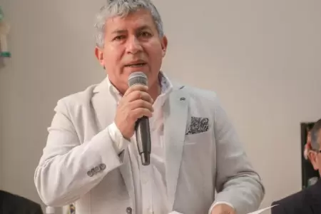 Gobernador de Hunuco critica a Gustavo Adrianzn.