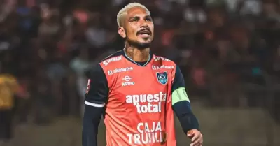 Paolo Guerrero an no puede desligarse de la UCV.