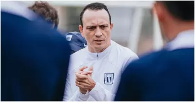 Alejandro Restrepo podra renunciar a Alianza Lima