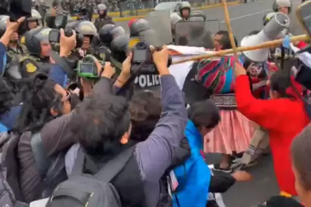 Enfrentamientos entre manifestantes y polica este 28 de julio.