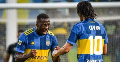 Luis Advncula sigue consagrndose como uno de los ms destacados en Boca Junior