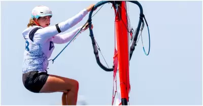 Pars 2024: Mara Beln Bazo logra tercer lugar en semifinal de windsurf