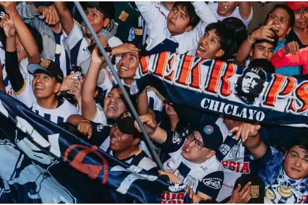 Alianza Lima y el pico recibimiento de sus hinchas en Cajabamba