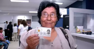 DNI para adultos mayores